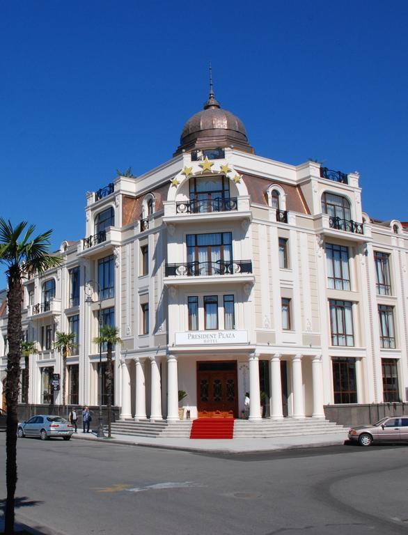 Hotel & Casino President Batumi Exteriör bild