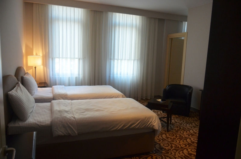 Hotel & Casino President Batumi Exteriör bild